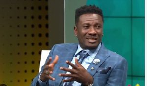 Asamoah Gyan Chooses Weah Over C. Ronaldo