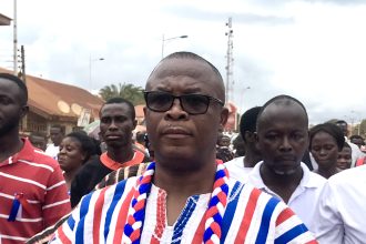 Hon. YAW OWUSU-BREMPONG JOINS ACHERENSUA ZONGO COMMUNITY FOR IFTAR On the evening of Friday, April 5, 2024, Hon. Yaw Owusu-Brempong participated in an Iftar program in Acherensua.