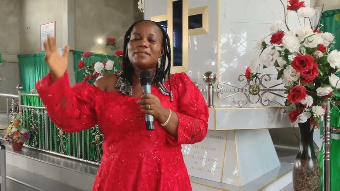 Empress Ama Bartels Ft Snr. Albert – Ebeye Yie Video